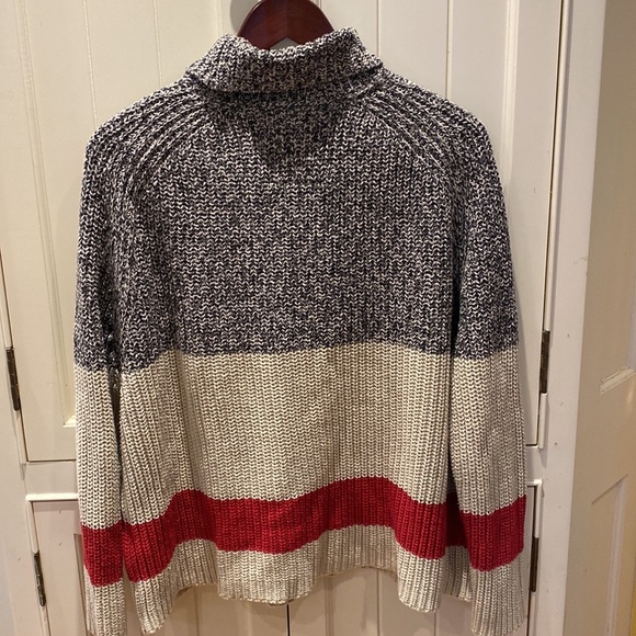 Classic 🇨🇦 Roots Cabin Sweater - M - Picture 4 of 5